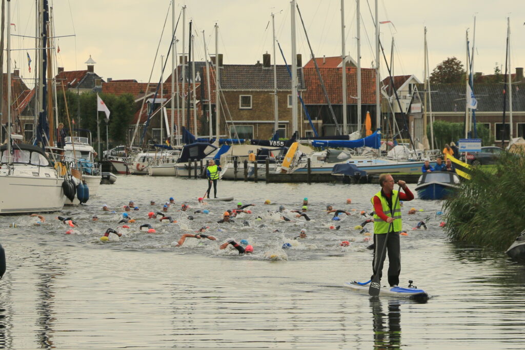 Beginners uitgedaagd op de triatlon Workum