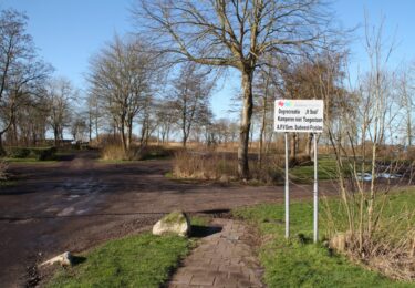 Foto bij het artikel: "Beter parkeren bij strand in Workum"