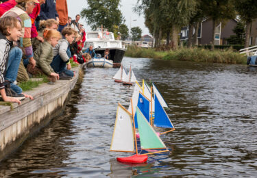 Foto bij het artikel: "Klompzeilen"