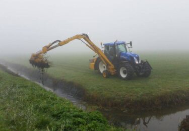 Foto bij het artikel: "Onderhoud sloten en vijvers"