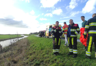 Foto bij het artikel: "Persoon te water Aldedyk"