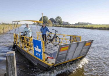 Foto bij het artikel: "Pontjes in maart weer in de vaart"