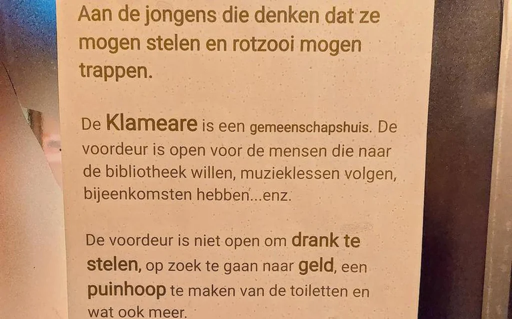 Kultuerhús Klameare is overlast van jongeren zat en pikt het niet meer
