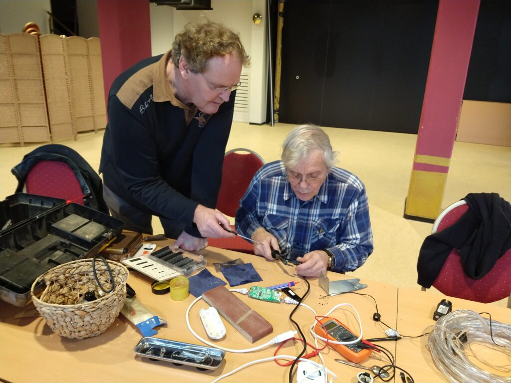 ‘Vrijwilligers voor Repair’     