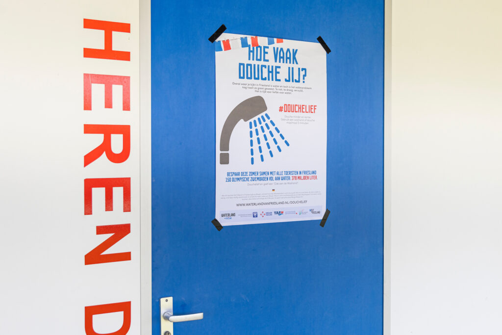Met ludieke ‘Ode aan de washand’ 378 miljoen liter water besparen