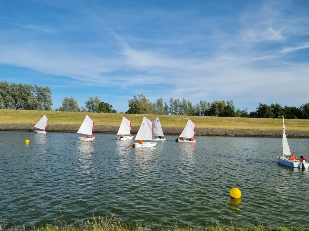 Zeilers nu toch veilig het water op