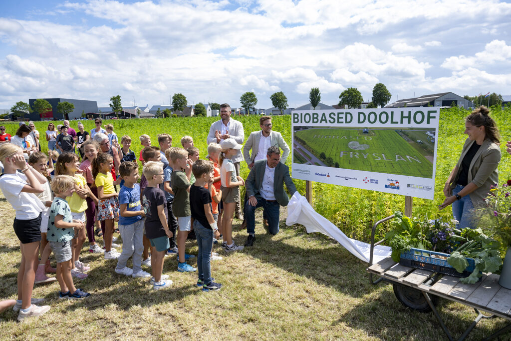 Biobased doolhof is nu officieel geopend