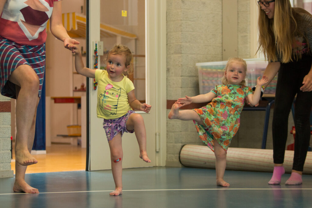 Gezellig dansen met Tomke!