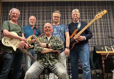 Foto bij het artikel: "Bûter, Brea Bluesband op de Bûtenpleats"