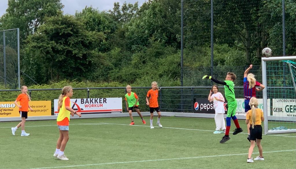 Voetbaltalenten it Finster