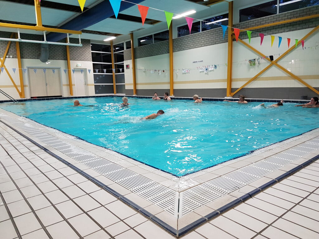 Verwarmd ‘Reumazwemmen’ in de Rolpael te Workum