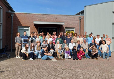 Foto bij het artikel: "Reünie familie IJntema"