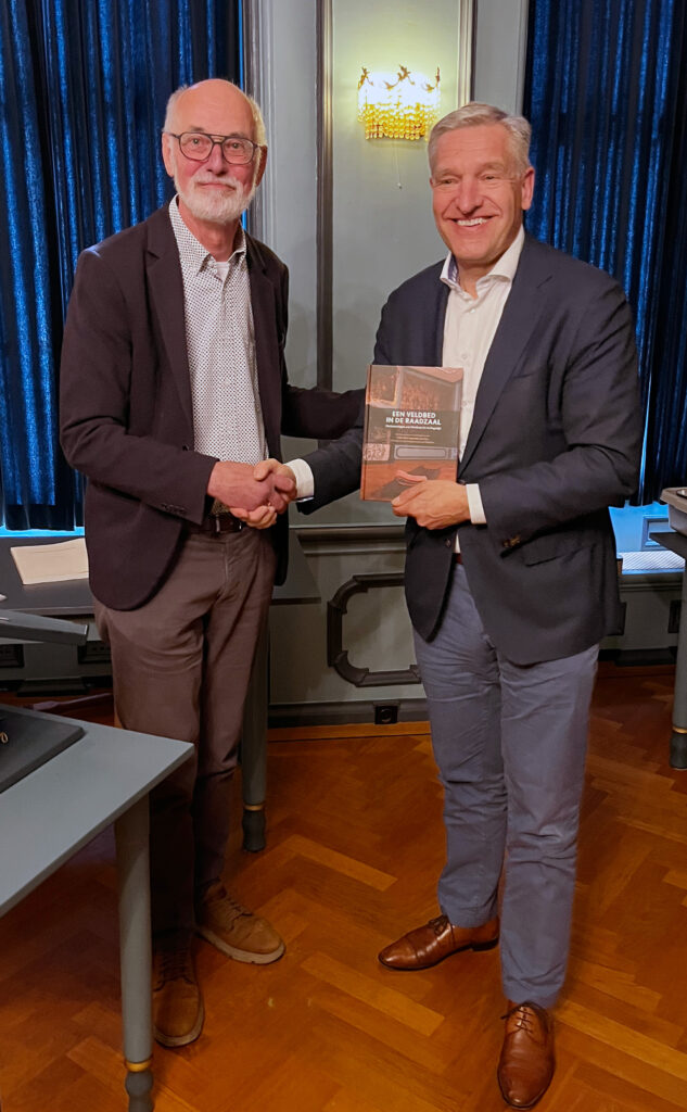 Boekpresentatie van ‘Een veldbed in de raadzaal’