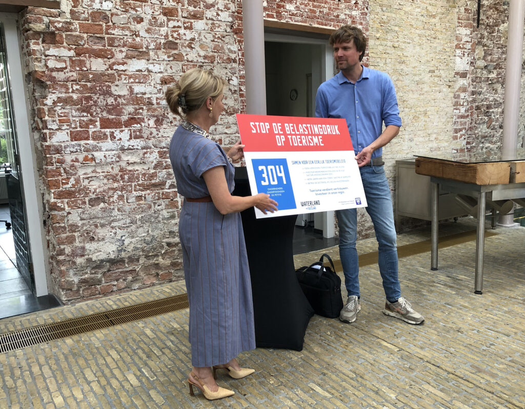 Petitie toeristenbelasting