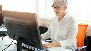 Foto bij het artikel: "Cursus Leren Computeren bij de Bibliotheek: Stap voor stap leren omgaan met de computer"