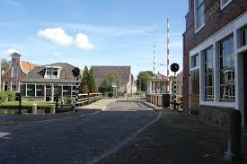 Foto bij het artikel: "Noarderbrug Workum gestremd"