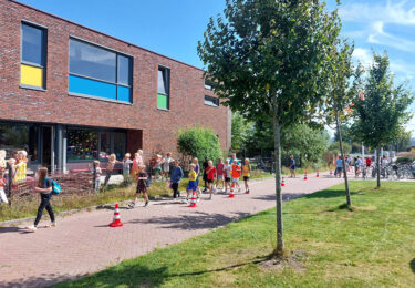 Foto bij het artikel: "Gezellige drukke bij triathlon in Workum"