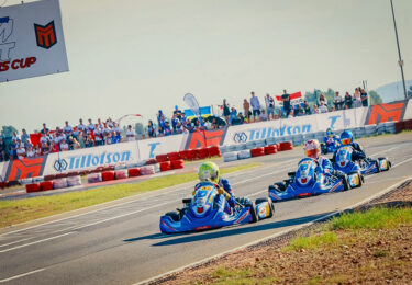 Foto bij het artikel: "Timo en Ties Hermus karten super in Valencia"