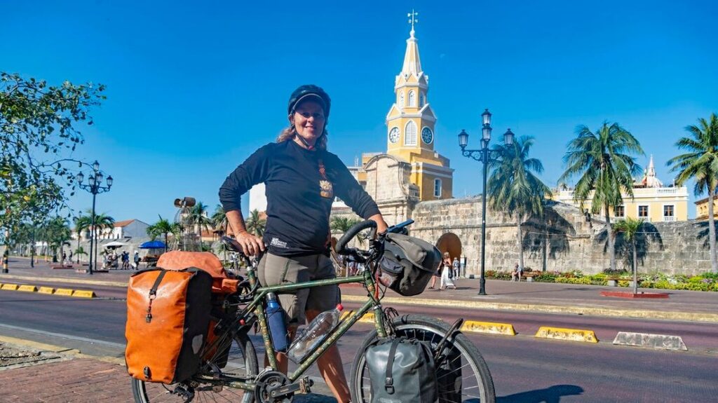Marica van der Meer fiets de wereld over, toen sloeg het noodlot toe…..