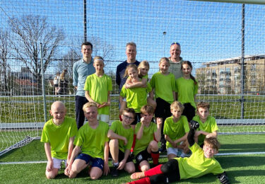 Foto bij het artikel: "Groep 7 it Finster schittert op SWF-voetbaltoernooi"