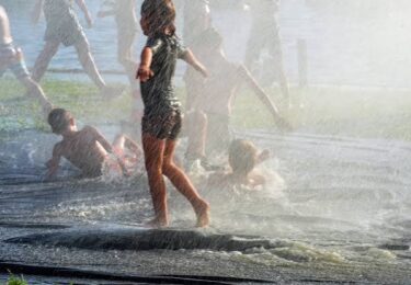 Foto bij het artikel: "Van buien naar volop zon: Friesland krijgt warme zomerweek"