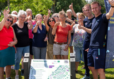 Foto bij het artikel: "Nieuwe beweeggroep feestelijk geopend in Workum"
