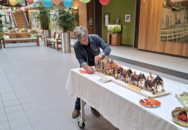 Foto bij het artikel: "Koninklijke expositie in Nij Mariënacker"