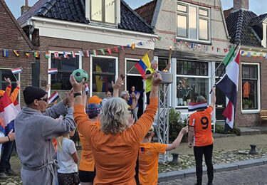 Foto bij het artikel: "Workumer buurten pakken groots uit"